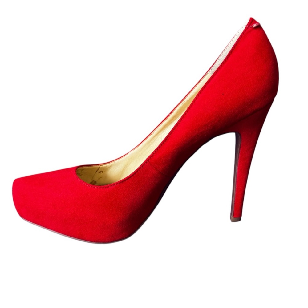 Jessica Simpson Red “Suede” Platform Pumps 7.5
